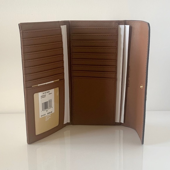 Michael Kors - Picture 3 of 4